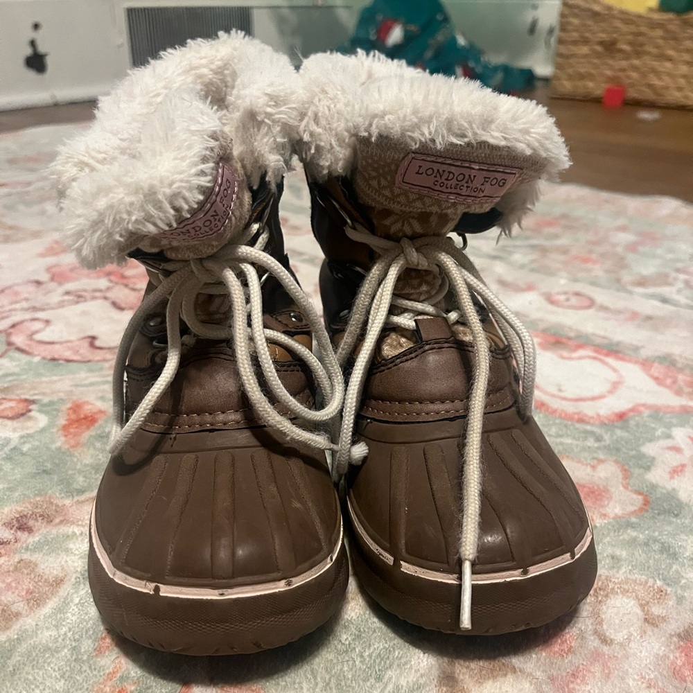 London Fog collection little girls winter boots
